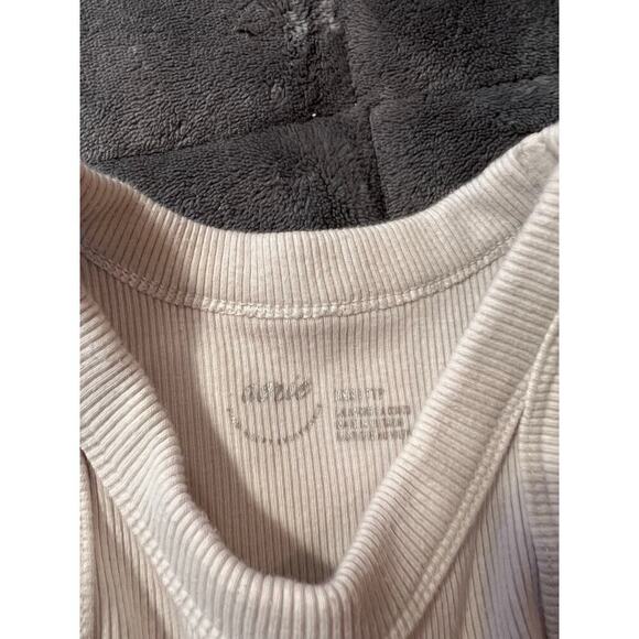 Aerie white crop tank - Picture 2 of 4